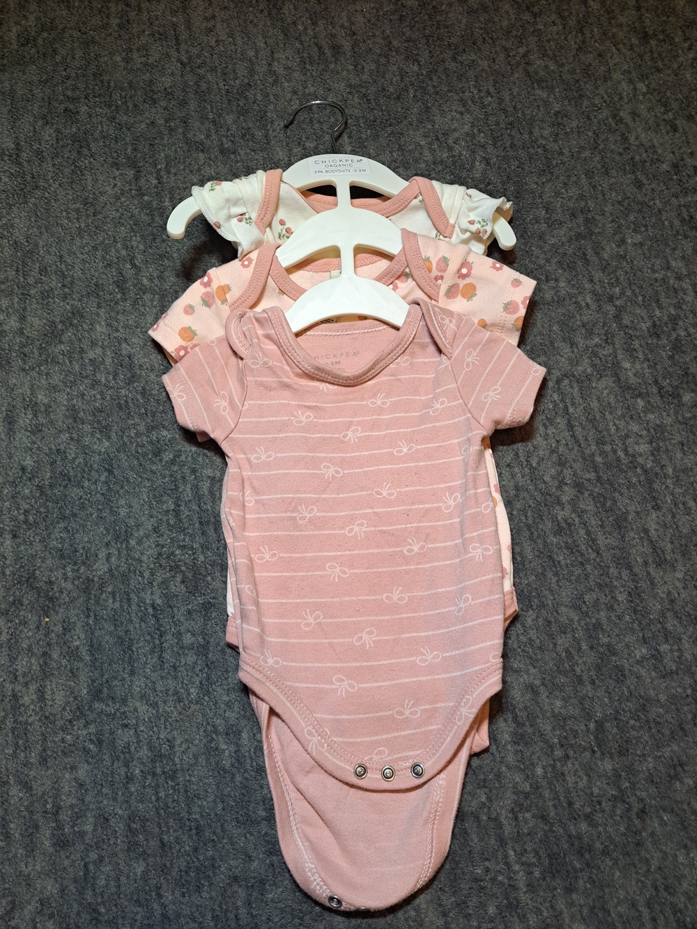 Chickpea Organic 3 Pack Bodysuits 0-3 Month